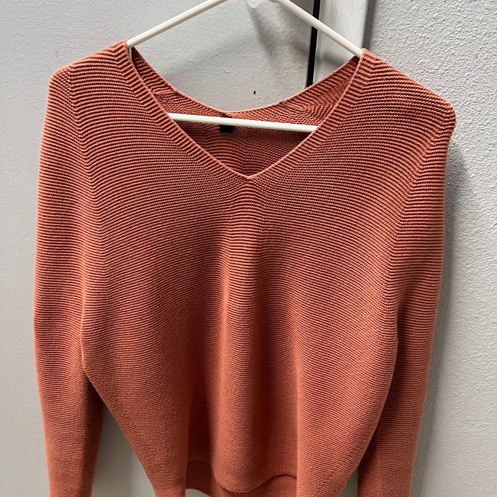 Uniqlo Peach-Colored Knit Sweater